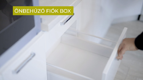 KAP Bútoráruház Siófok - Önbehúzó fiók box az Antónia konyhabútorban